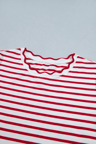 Red Stripe Scallop Trim Casual Top 2pcs Short Set