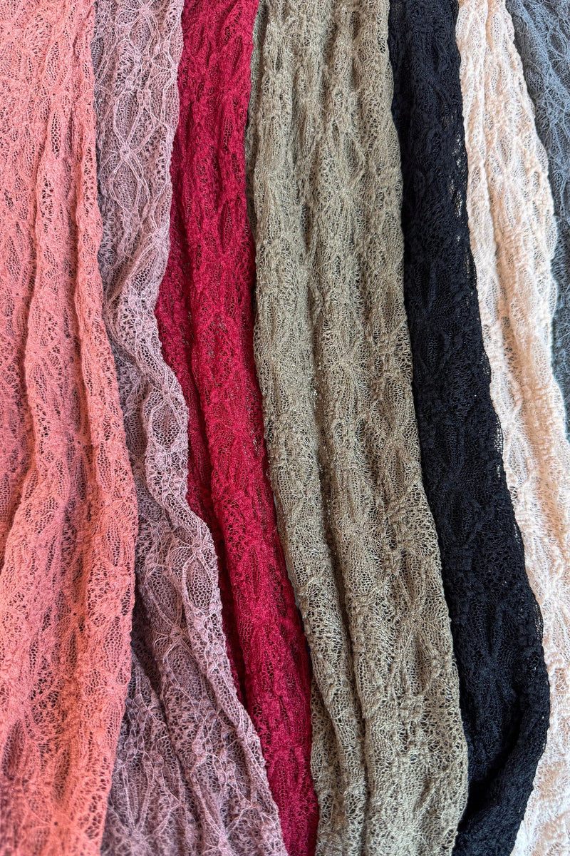 Preorder Jolie Lace Thumb Hole Top