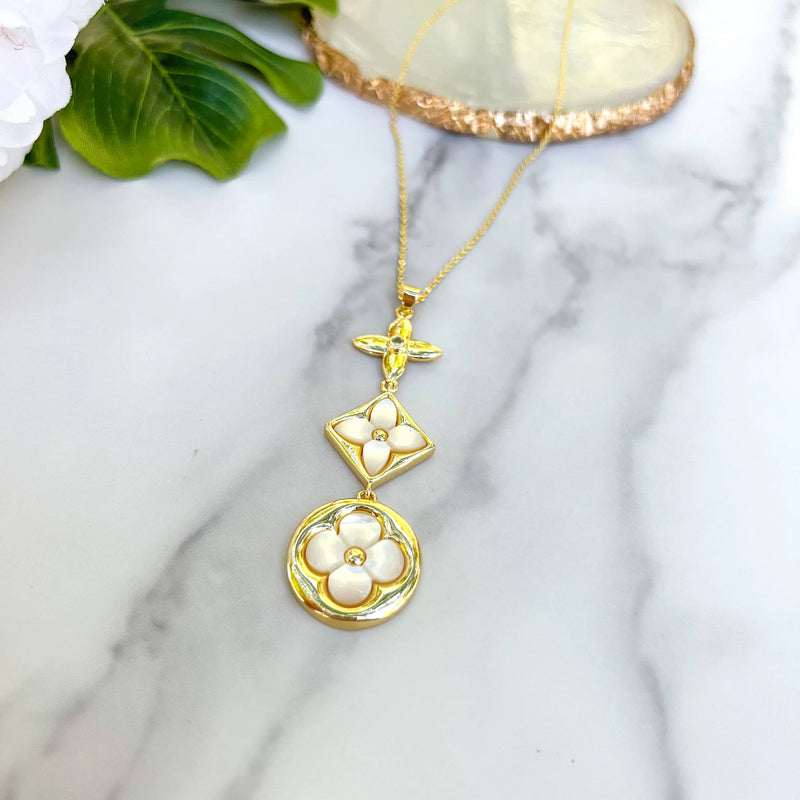 Mother Of Pearl Gold Necklace
