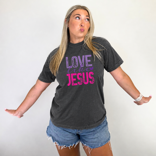 Love Like Jesus Graphic Tee
