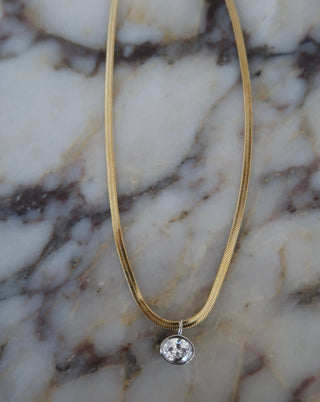 CORA NECKLACE