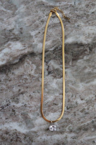 CORA NECKLACE