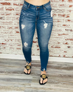 Becca Skinny