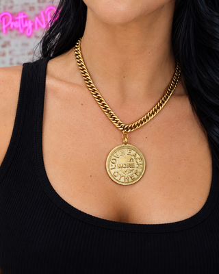 Natalie modeling MEREDITH NECKLACE, front-facing product detail view.