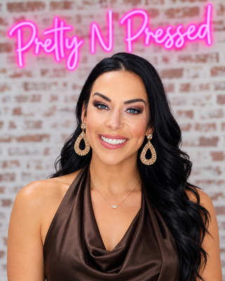 Natalie wearing Stella Rose Gold Earring at Pretty N Pressed Boutique