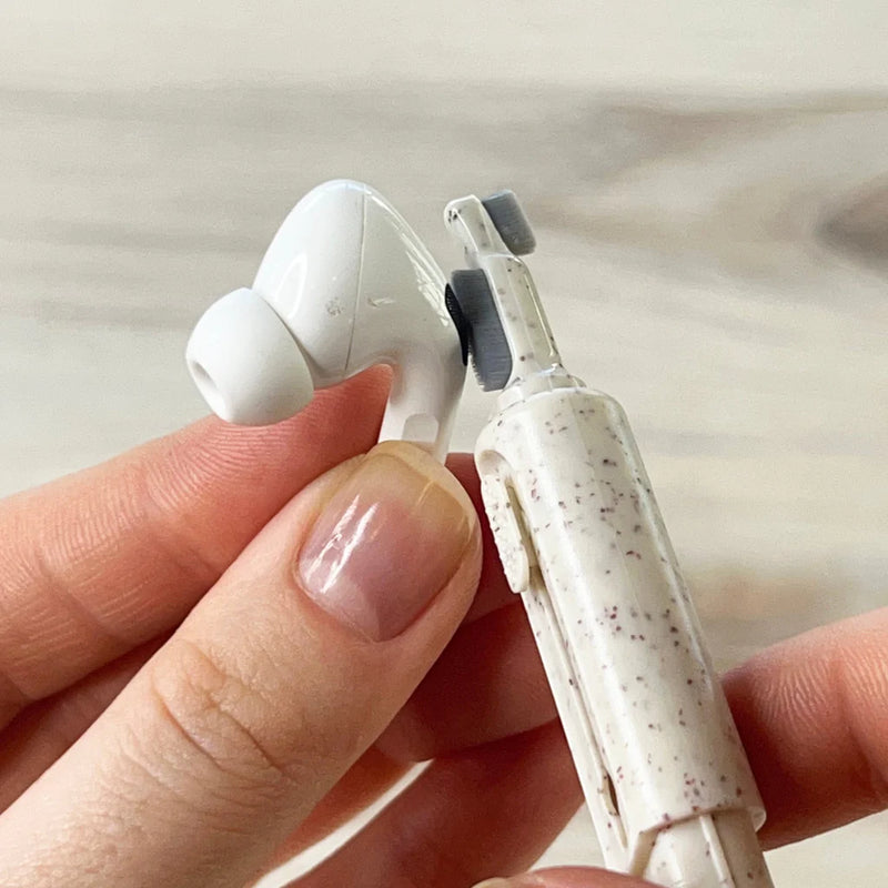 TC Teenie Weenie Earbud Cleany