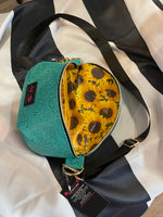 Sidekick Makeup Junkie Sunflower Interior